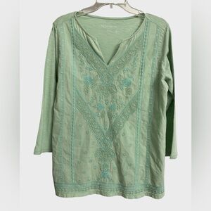 Soft Surroundings Seafoam Green Embroidered Top Shirt Women's Size M Split Neck